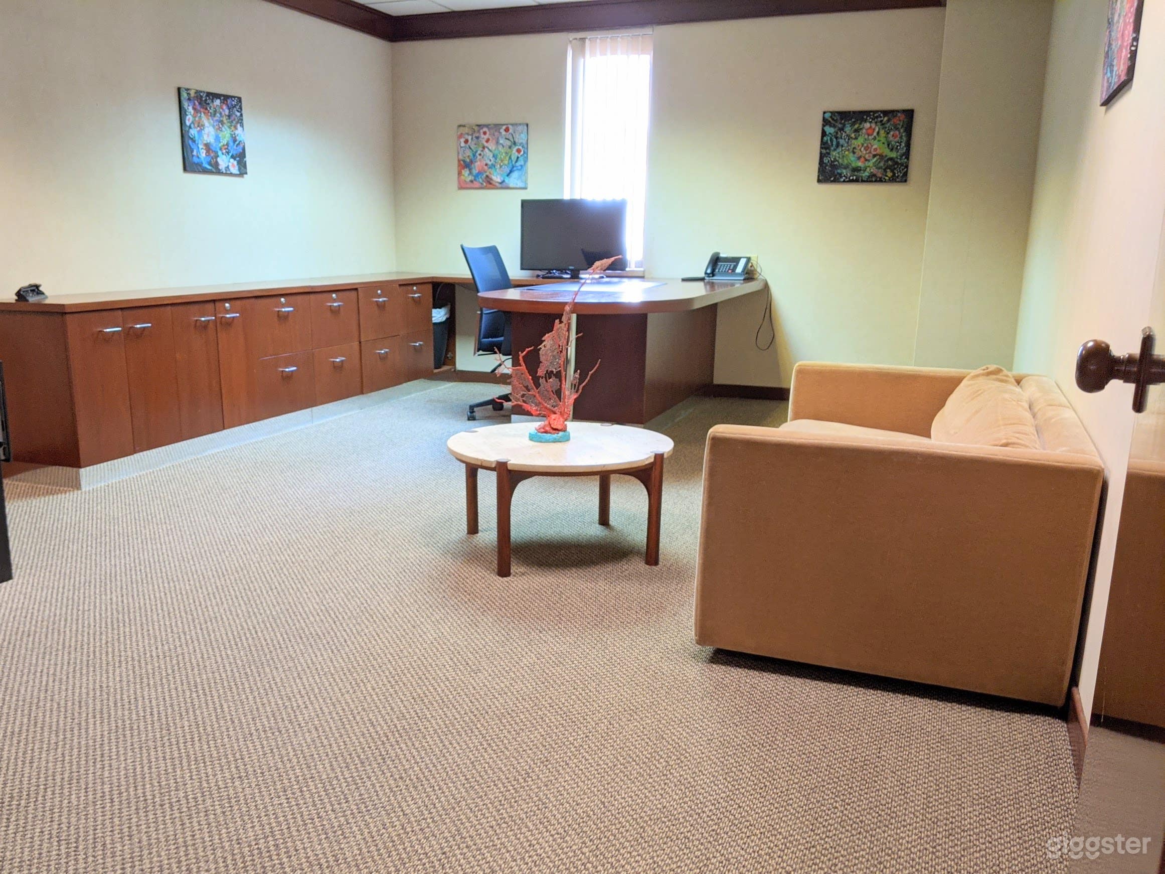 Downtown Miami Vintage Office - Retro Wing Photo 3