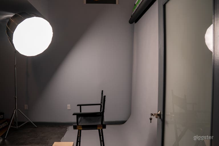  High-End Photography Studio 