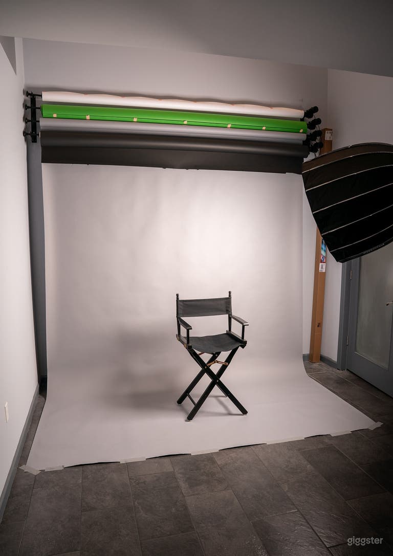  High-End Photography Studio 