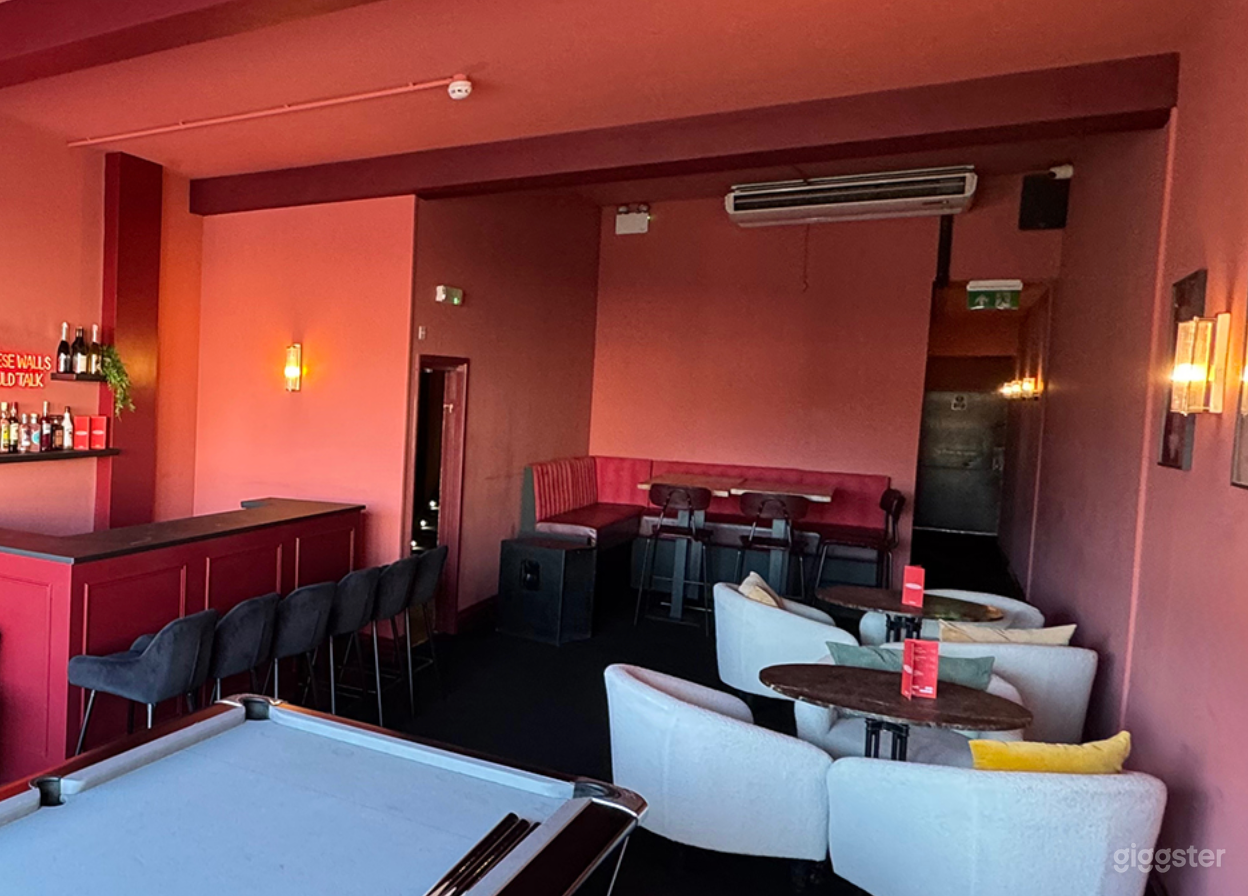 Intimate Indoor Clubhouse Photo 2