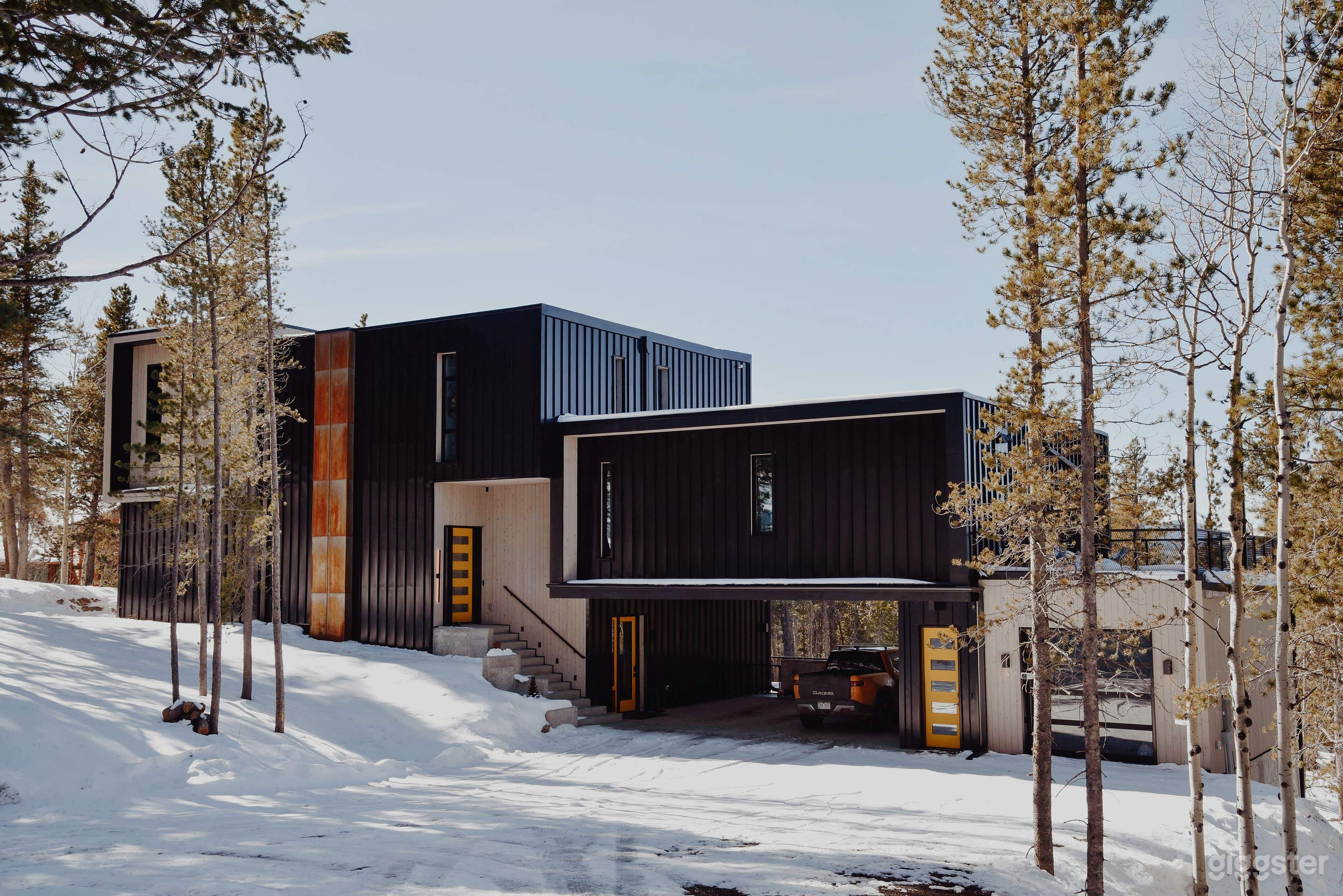 Halcyon: A Cinematic Mountain Retreat Photo 1