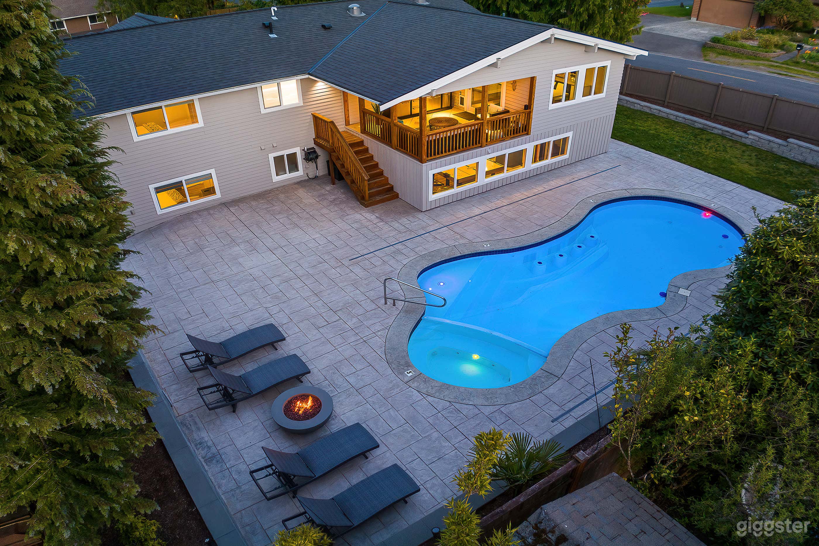 Luxury Villa with Private Heated Pool and Resort Amenities Buyout Photo 3