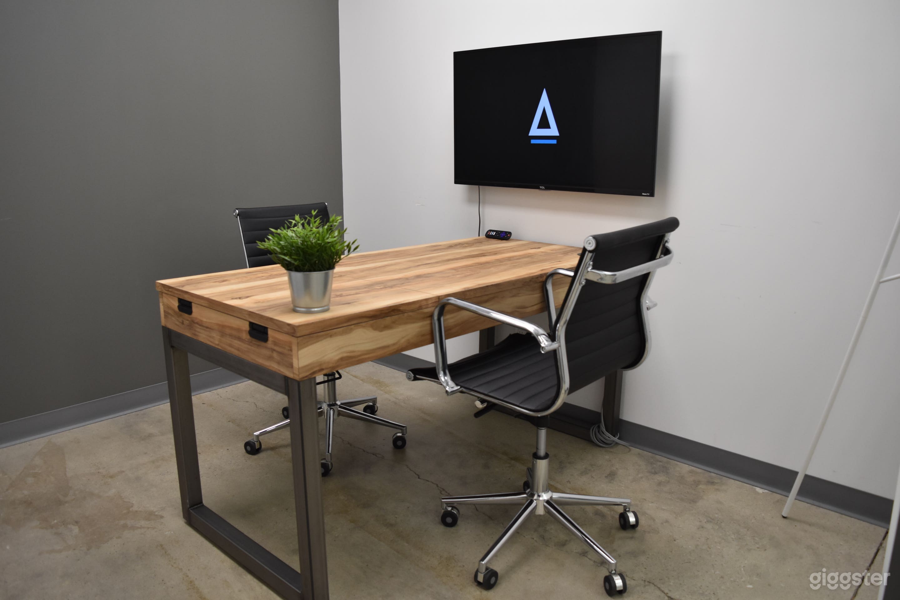 Private Offices in Burlington Photo 1