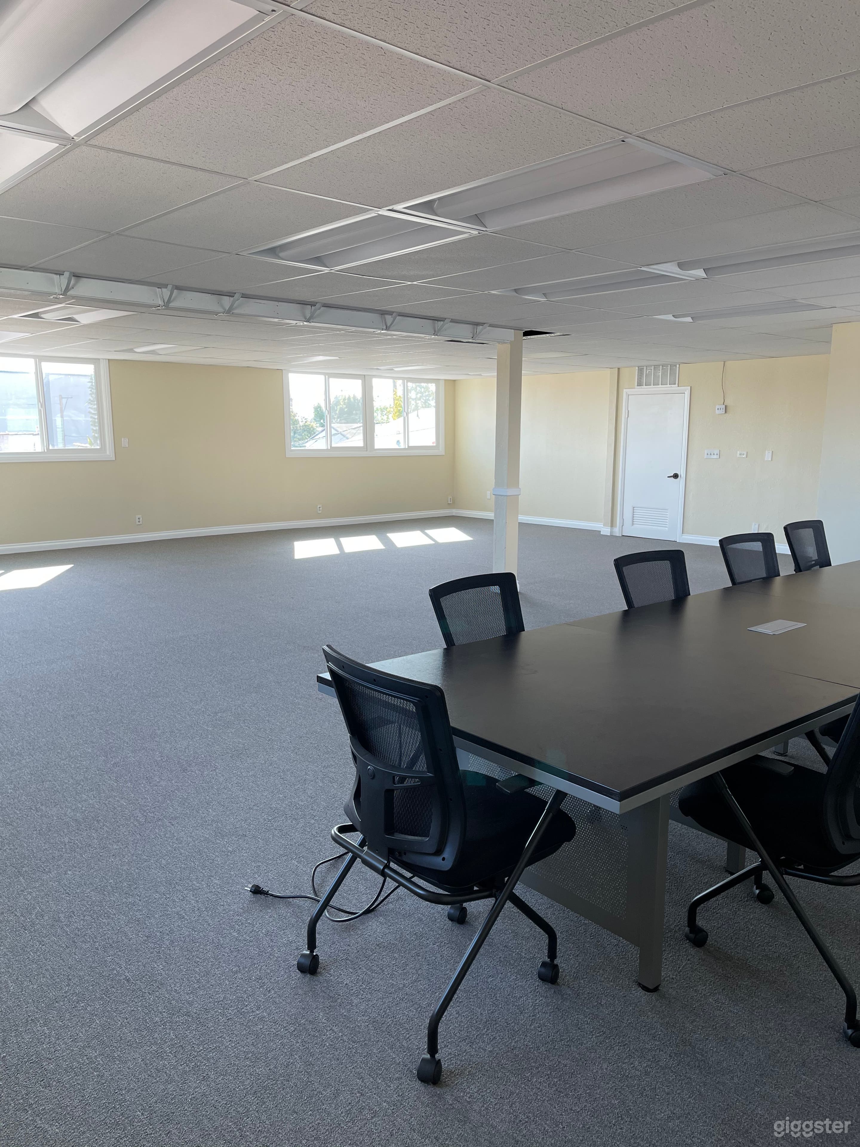 Open commercial/church space.  Photo 1