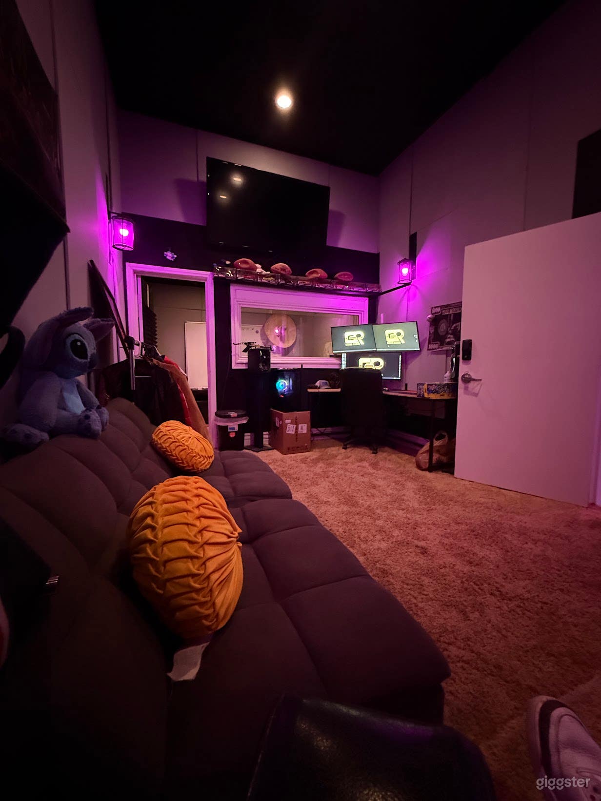 All-in-One Recording, Photo & Production Studio Photo 4