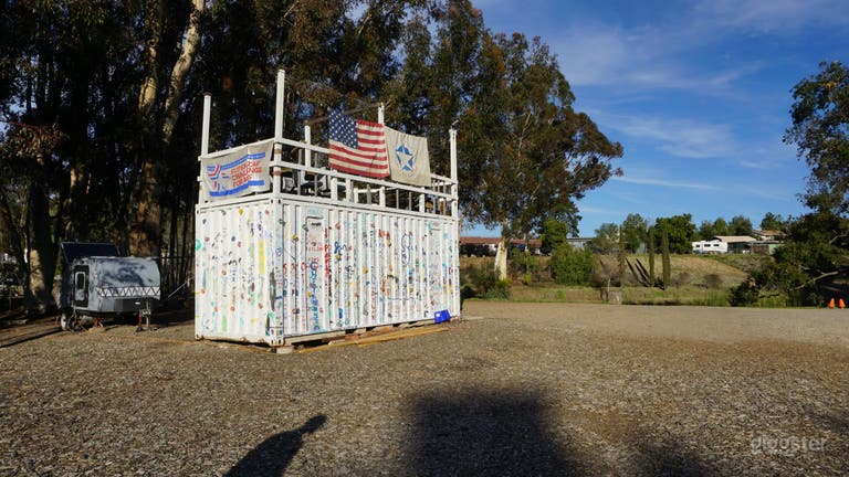  Storage container in the back which also doubles is a sundeck and is very beautiful at night with the rope lights hanging from it. 
