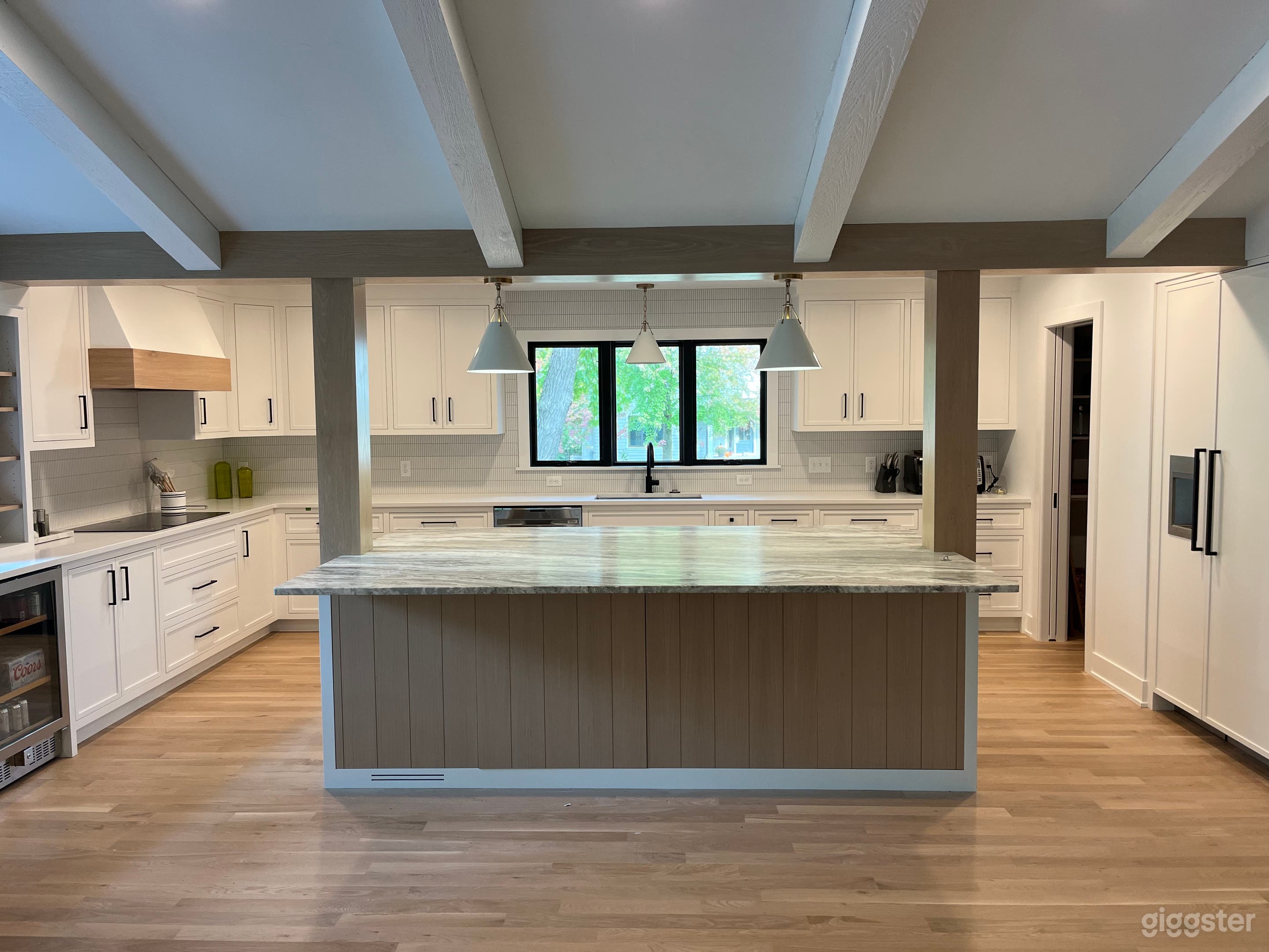 Open kitchen with large center island 