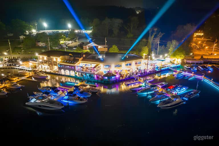  Premier Waterfront Restaurant in Chesapeake (Entire Venue) 