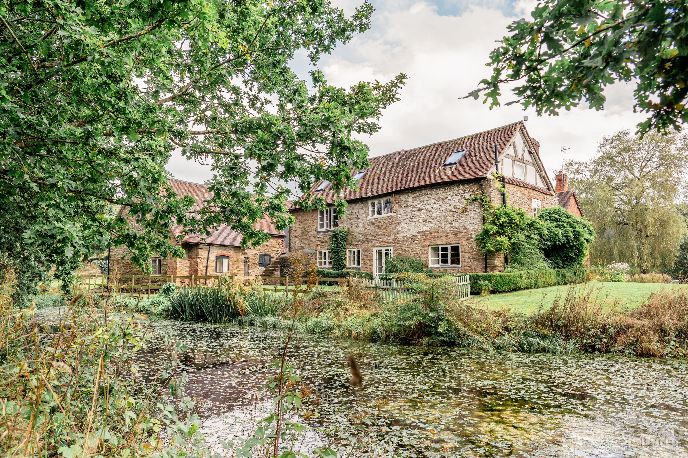 Farmhouse buildings