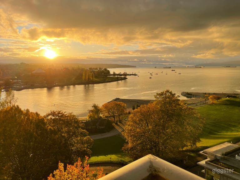  Oceanfront modern oasis with deck and sunset views 