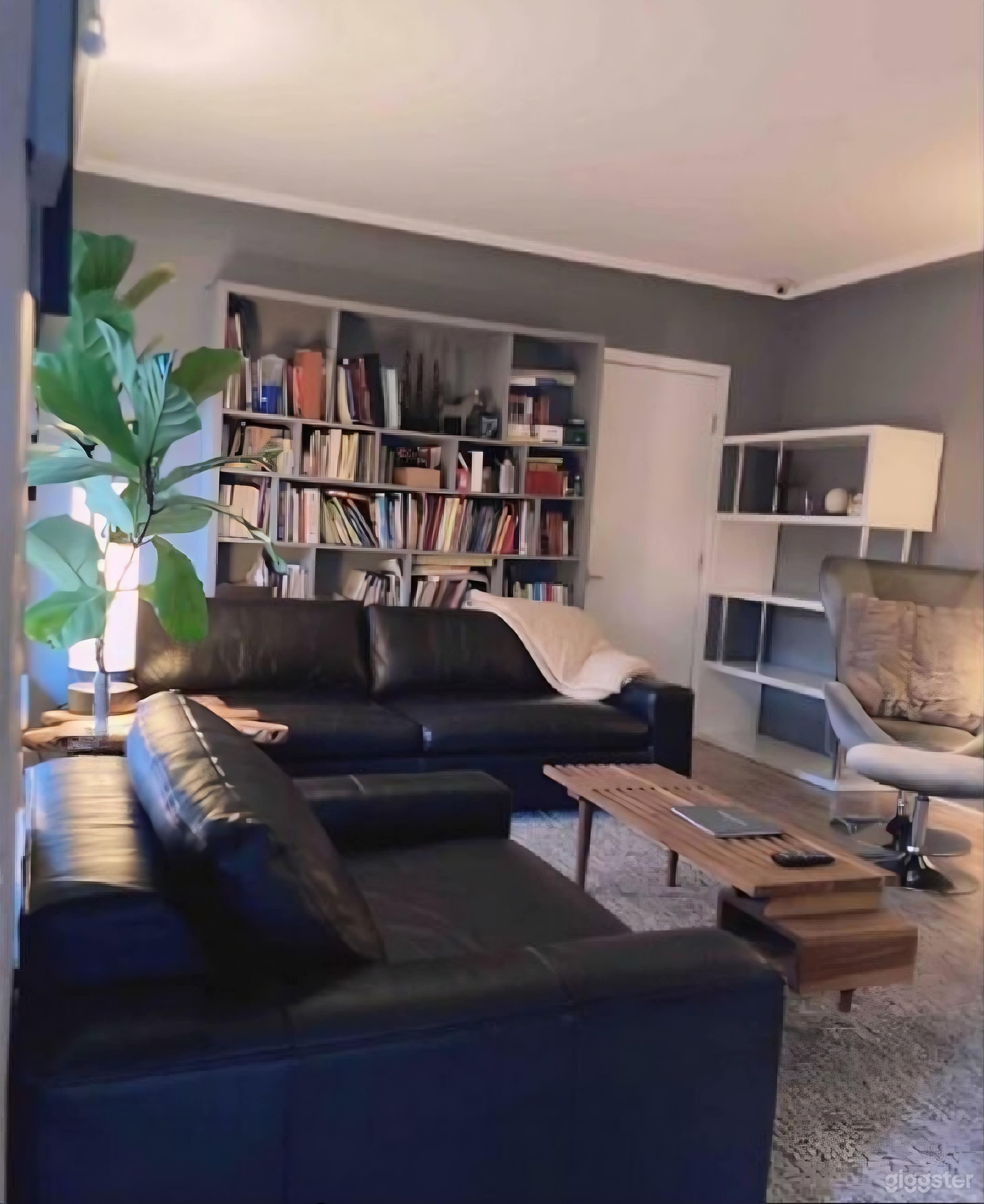 Modern & Bright Los Angeles Retreat with Outdoor Patio Photo 3