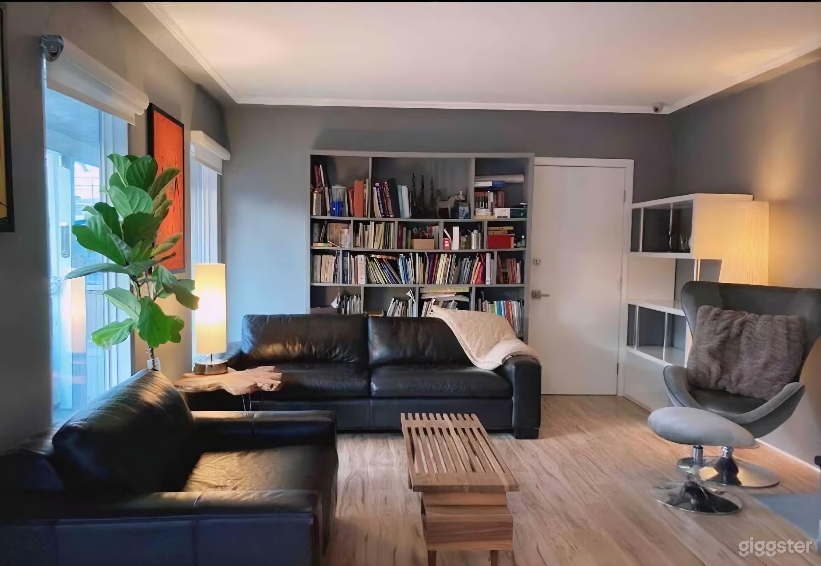 Modern & Bright Los Angeles Retreat with Outdoor Patio Photo 1