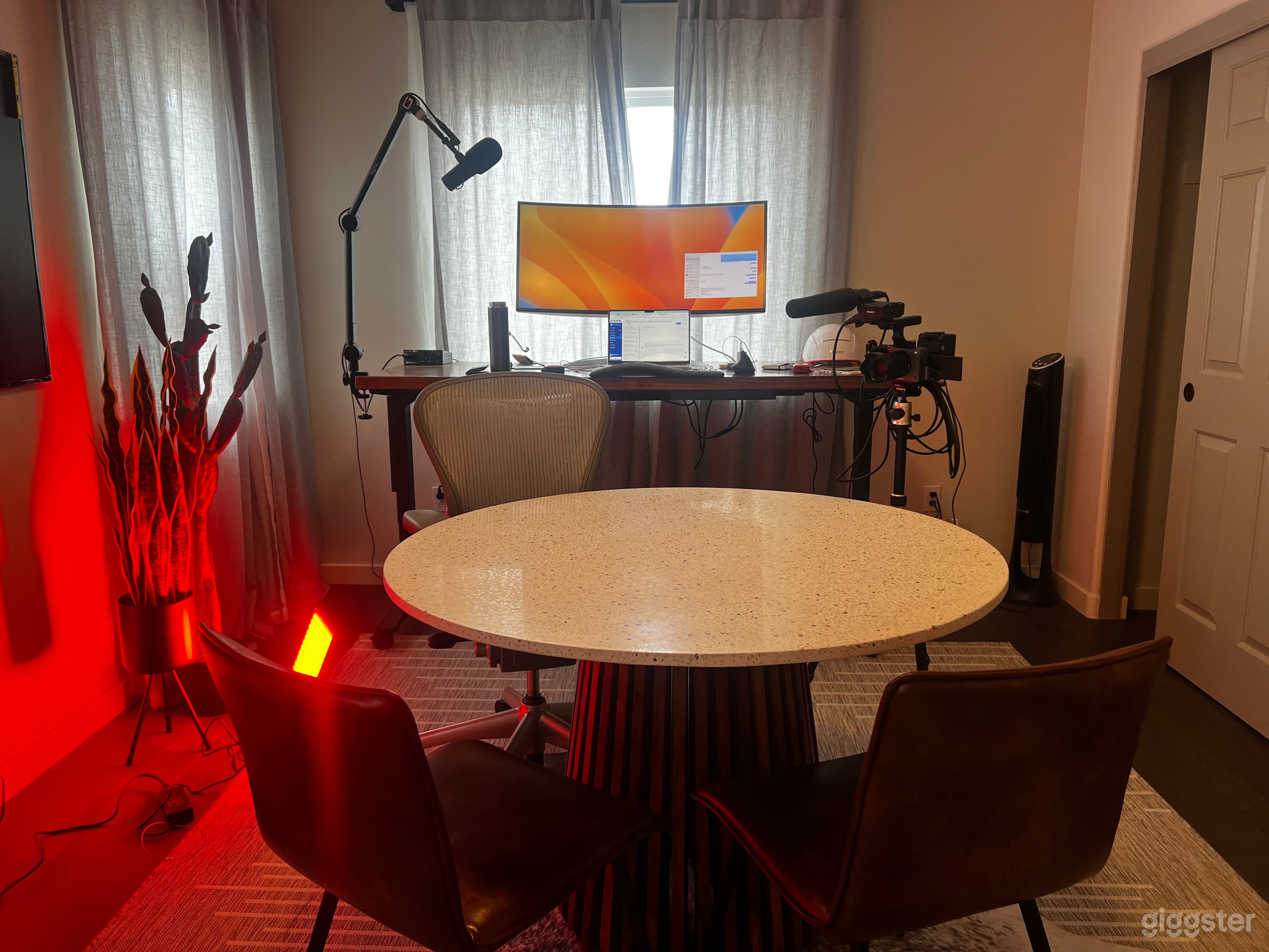 Immerse Yourself in the Ultimate Podcasting Oasis Photo 2