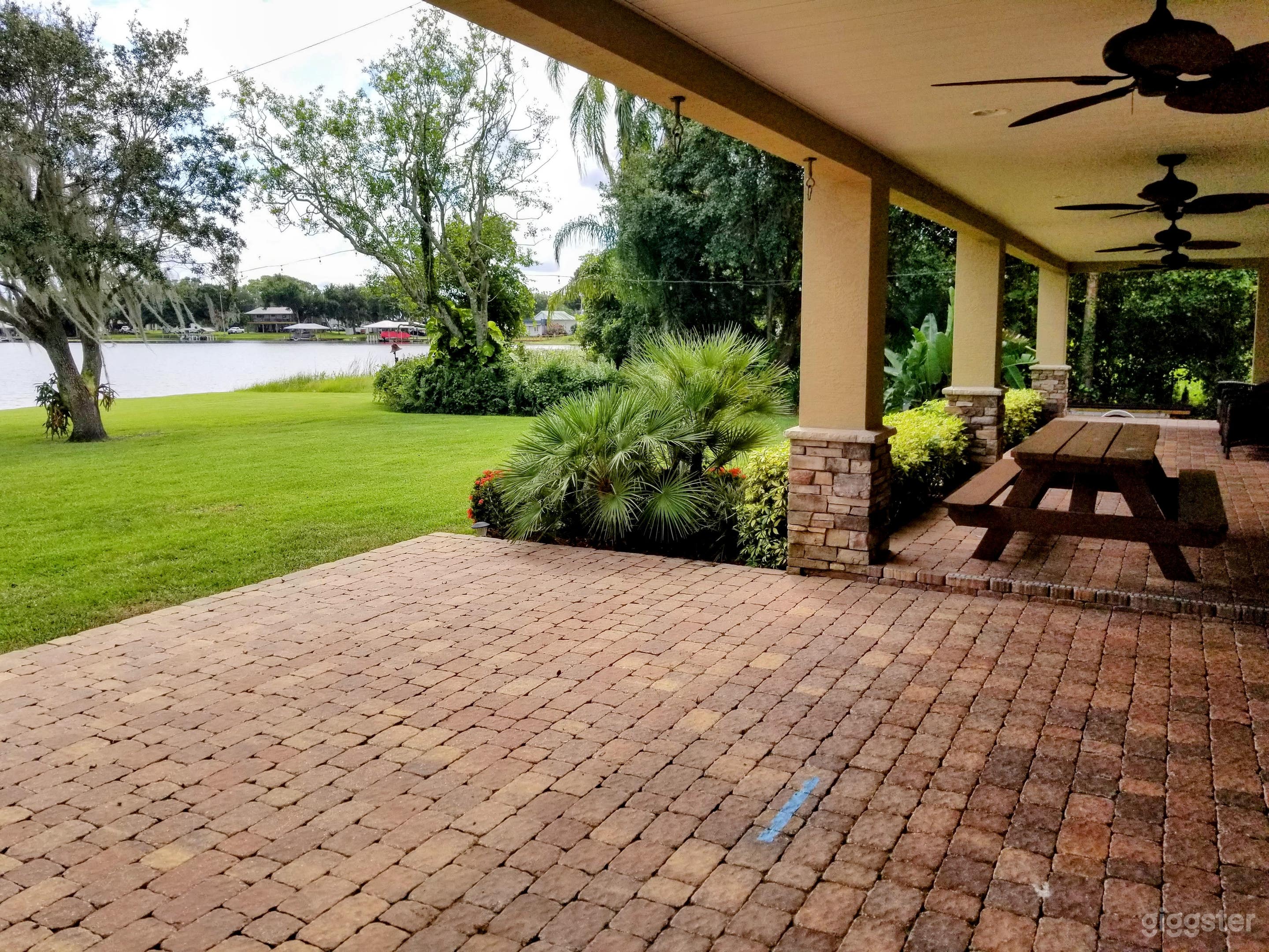 Perfect Lakehouse! Waterfront w/ dock Photo 2