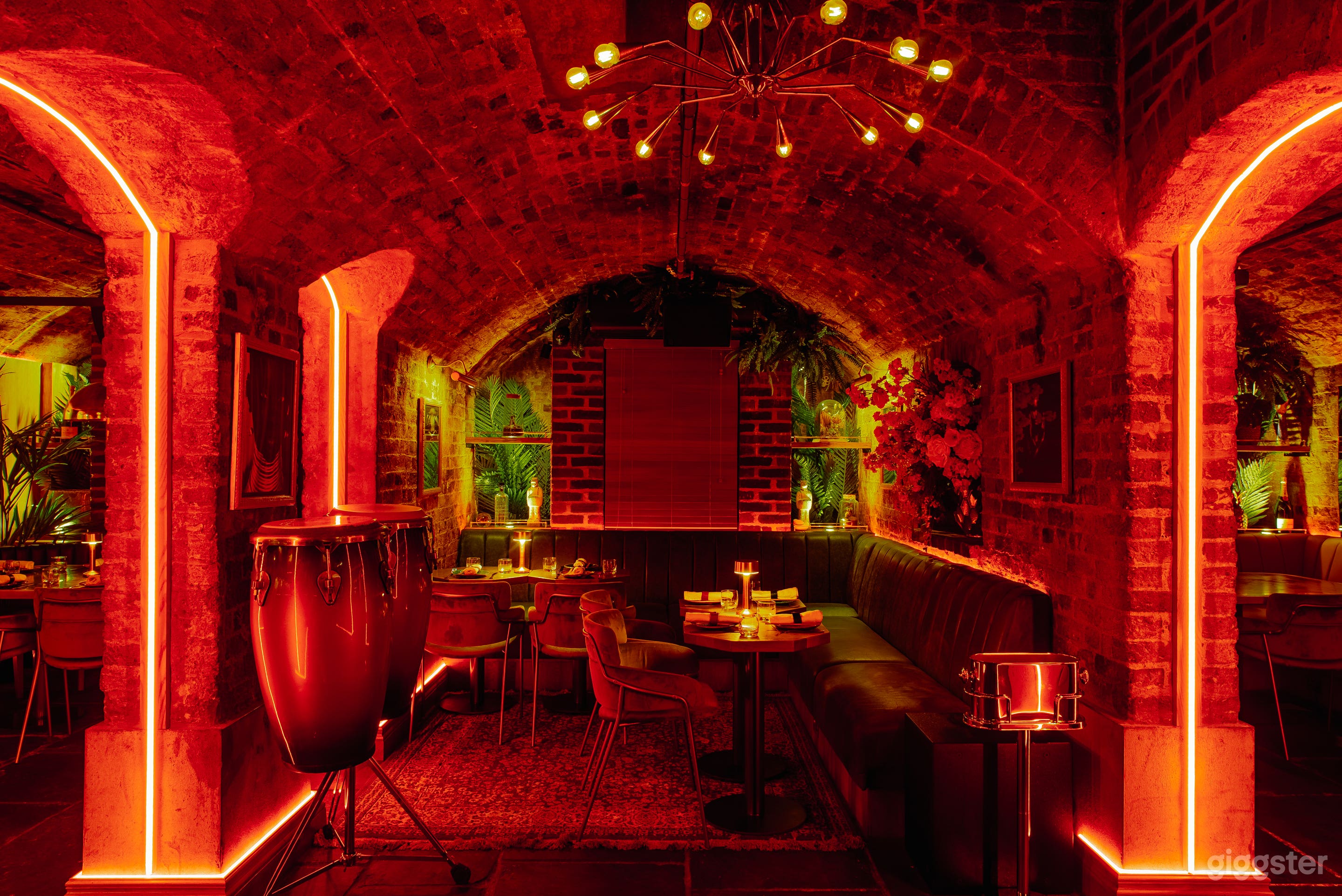 Underground Speakeasy Venue for Stylish Private Events Photo 2