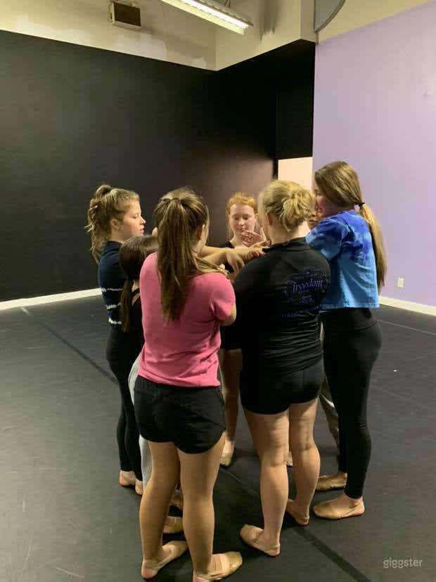  Huge Dance Studio Space in Hamilton 