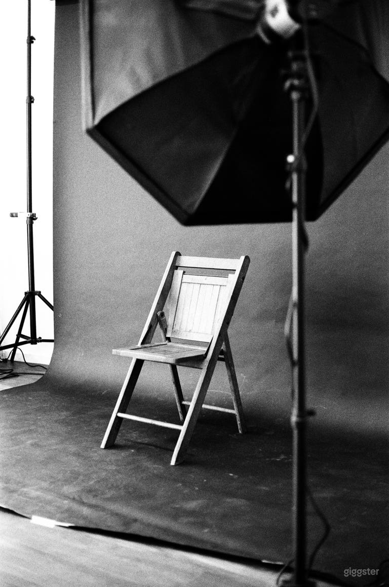  Adaptable Photo Studio Space for Creatives 