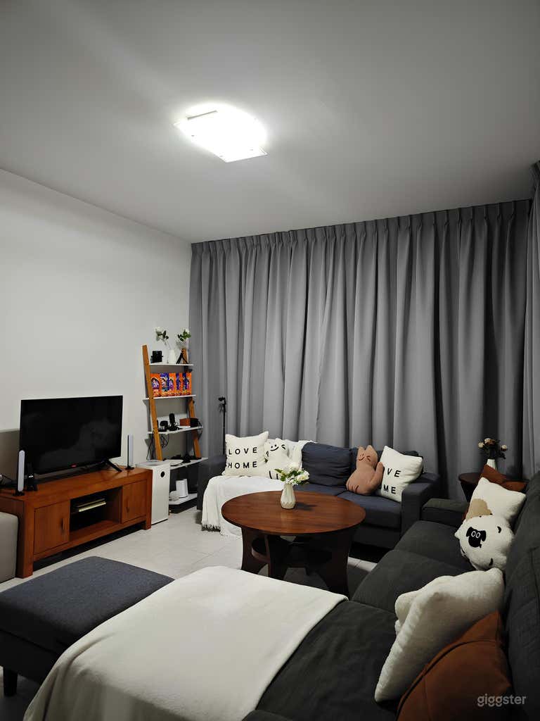  Customisable Home Studio for Rent 