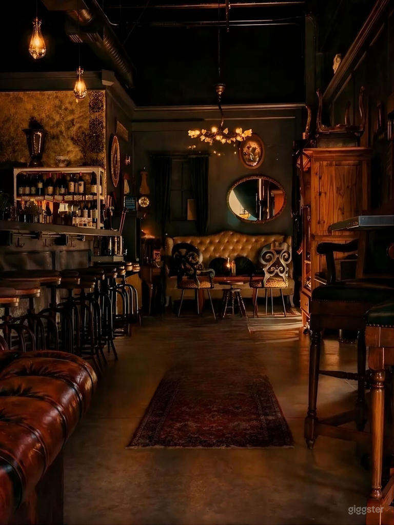  1920s Themed Intimate Wine, Beer & Event Lounge in Downtown 