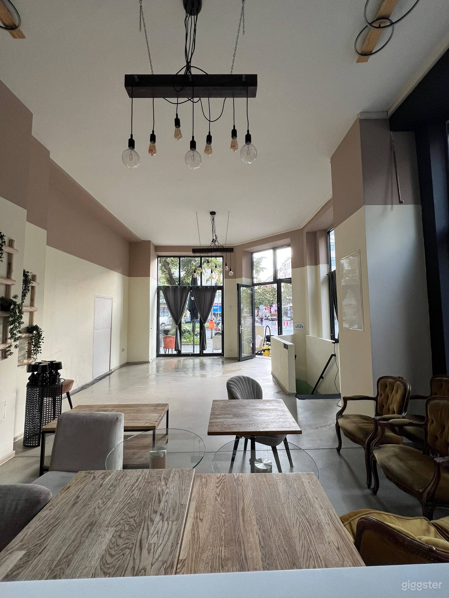 Eventraum Kreuzberg – Perfekt für Geburtstage & Feiern Foto 2