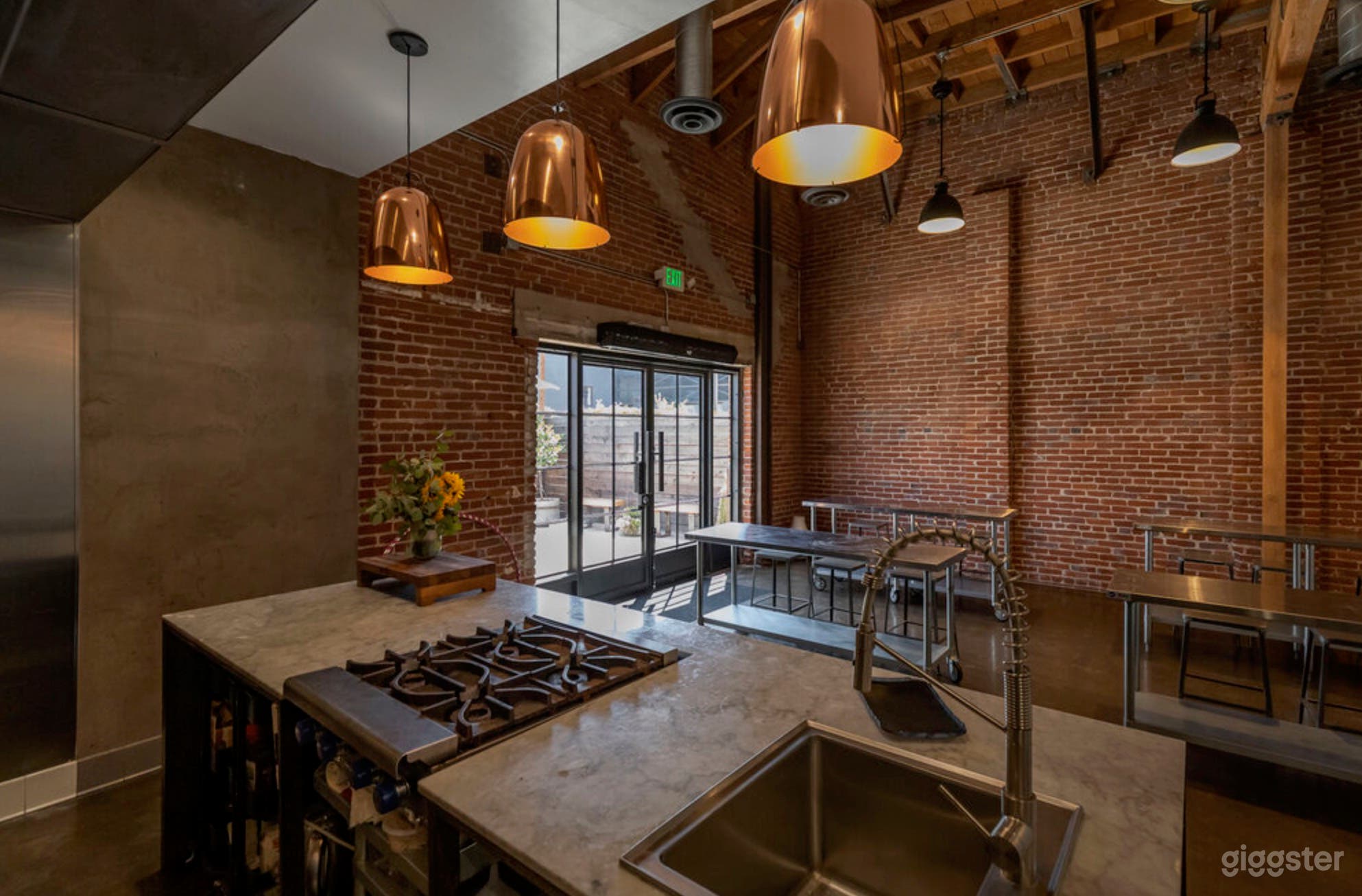 Arts District State-of-the-Art Commercial Kitchen Photo 2