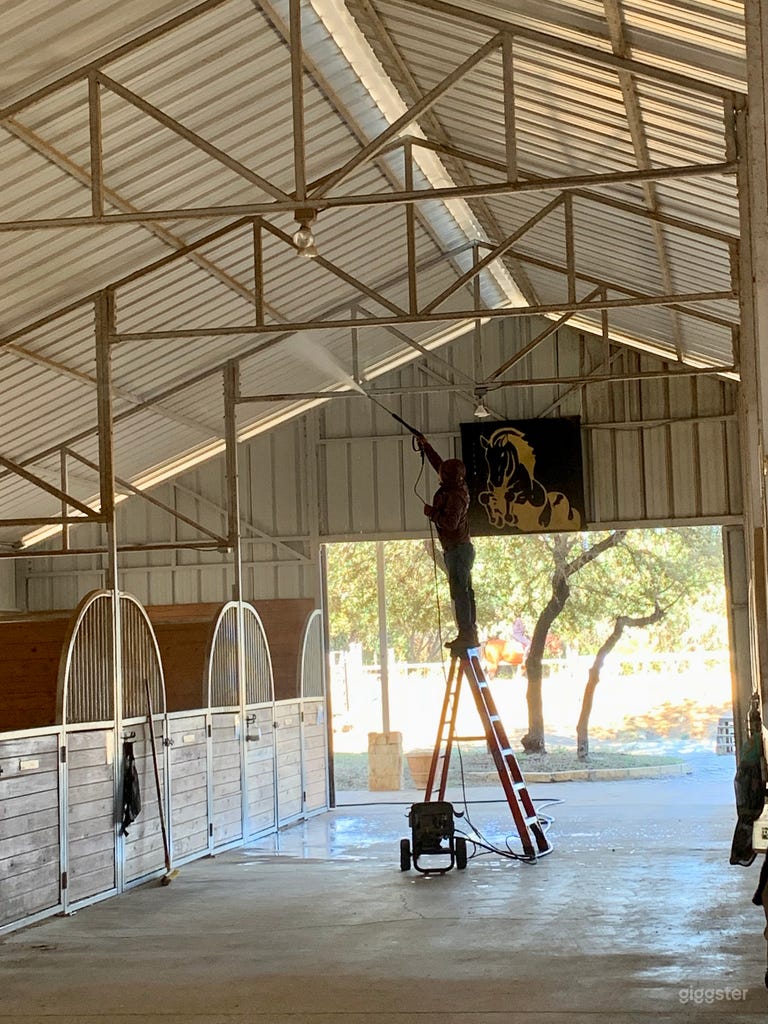  Equestrian training facility on 17 acres, with home on site 