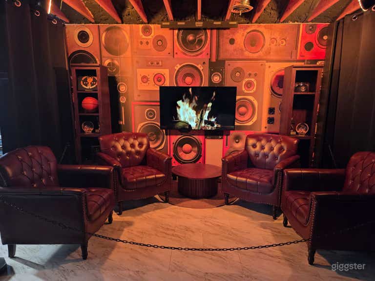  Estudio profesional – TV, podcast, fotografía y actuación 