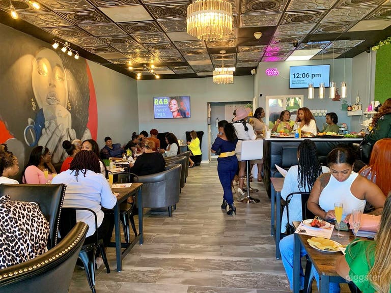  Modern Chic Event Venue in Charlotte 