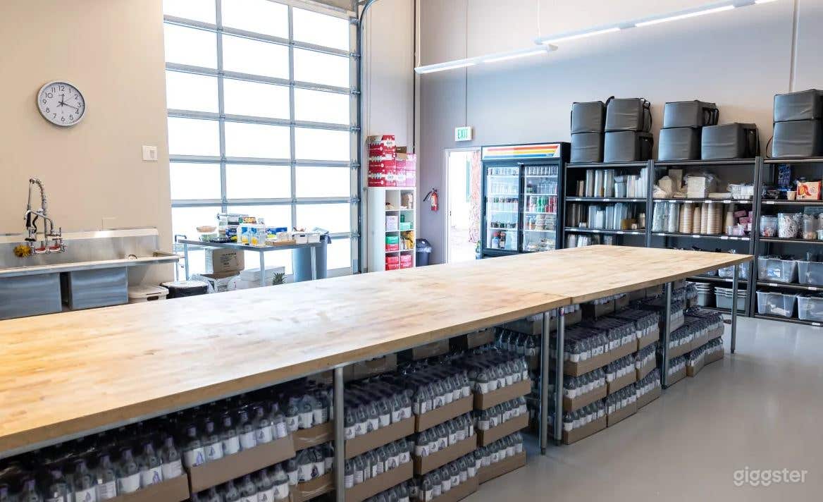 Modern Irvine Office – Film & Photo Ready Photo 2