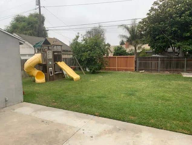 Lush Green Backyard for Productions Photo 1