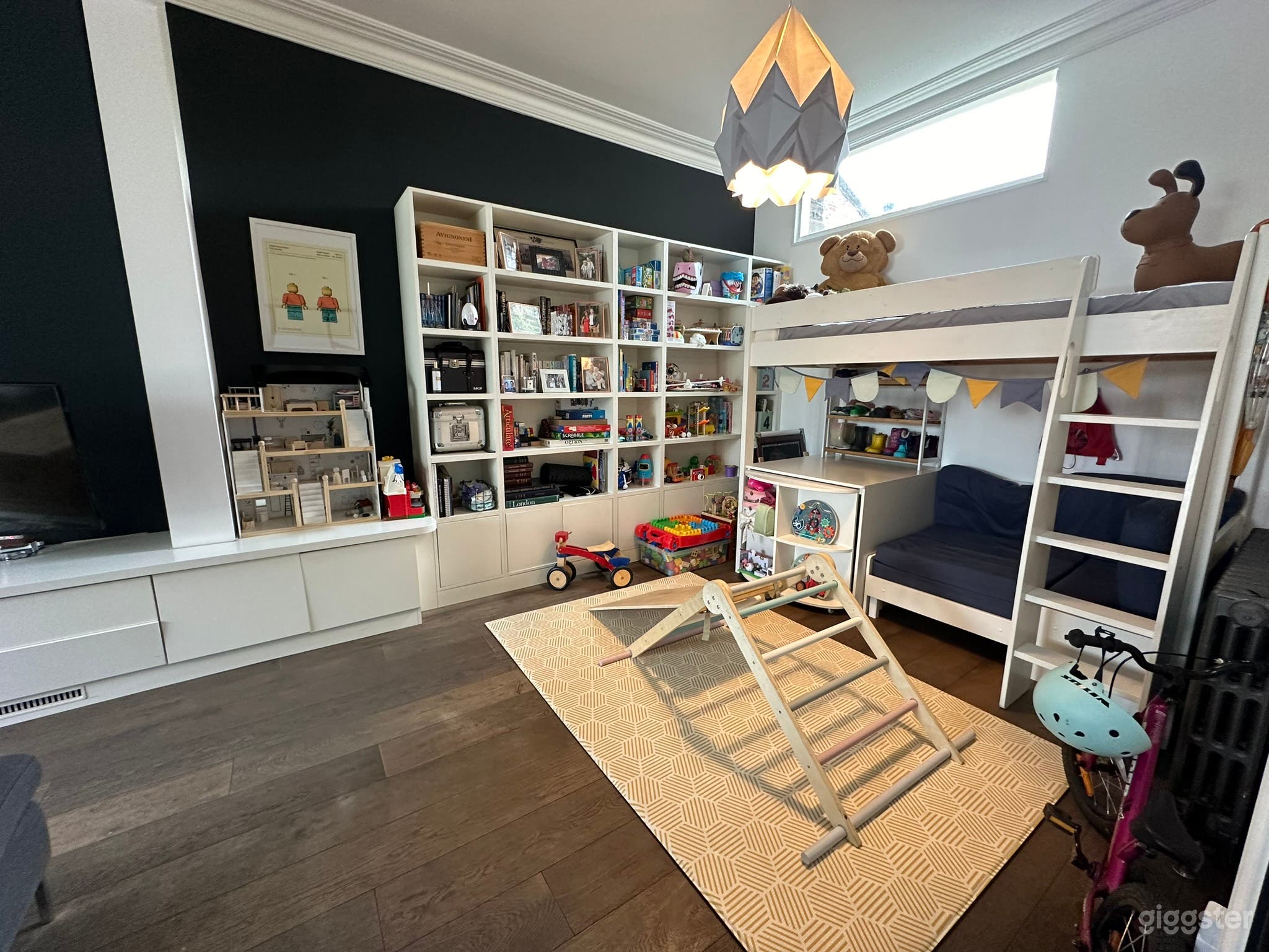 Crouch End Home - Large Relaxed Family House Photo 4