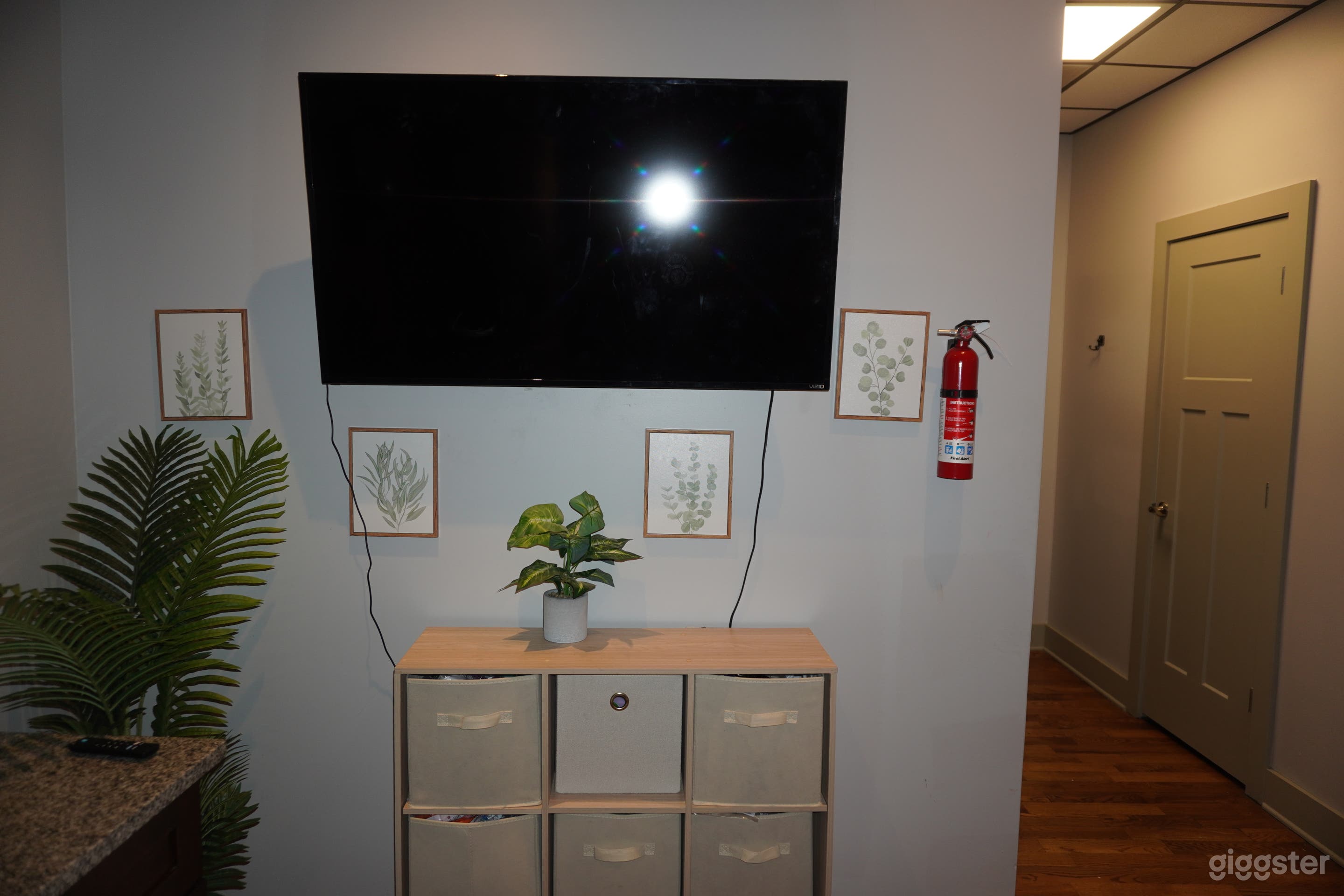 Chic Photo &amp; Content Studio Near Downtown Nashville Photo 4