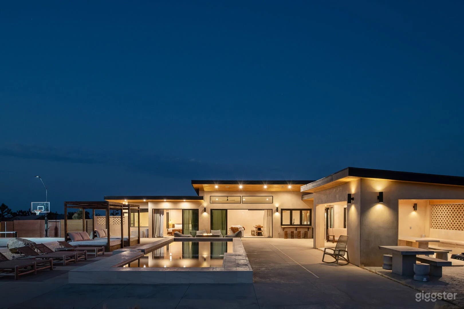 Sol e Cielo A Photo 1