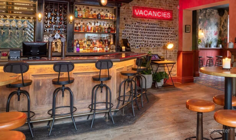  Rustic Pub/Hotel With A Modern Twist 