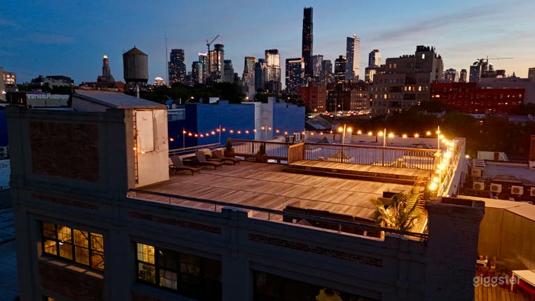  Private Rooftop Terrace w/ Panoramic City Views 