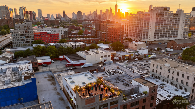  Private Rooftop Terrace w/ Panoramic City Views 