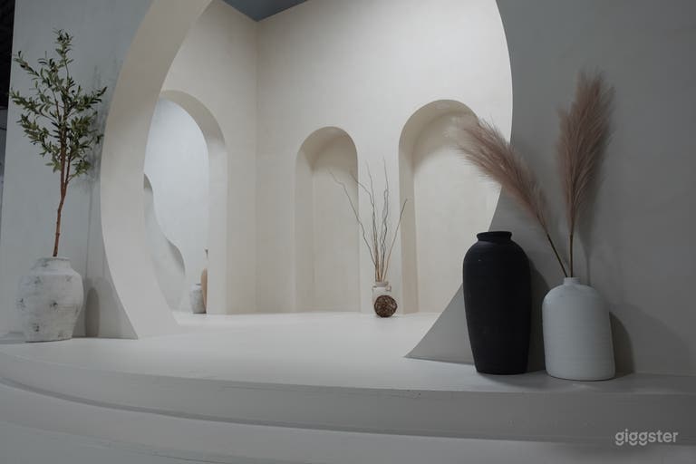  Another angle of the entrance to our stage set. 