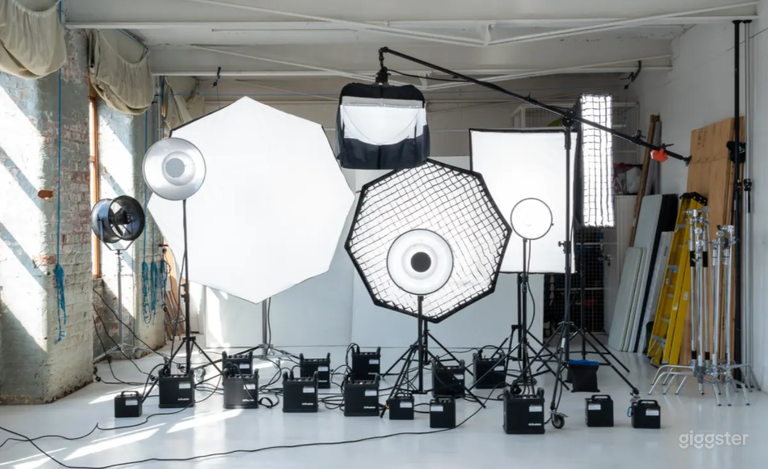  NYC-Styled Loft with Views of Belfast 