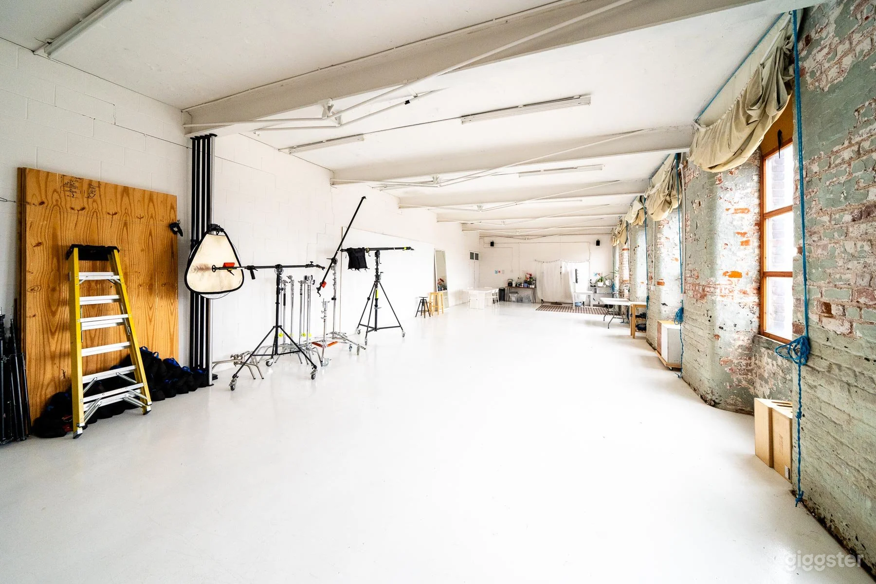 NYC-Styled Loft with Views of Belfast Photo 2