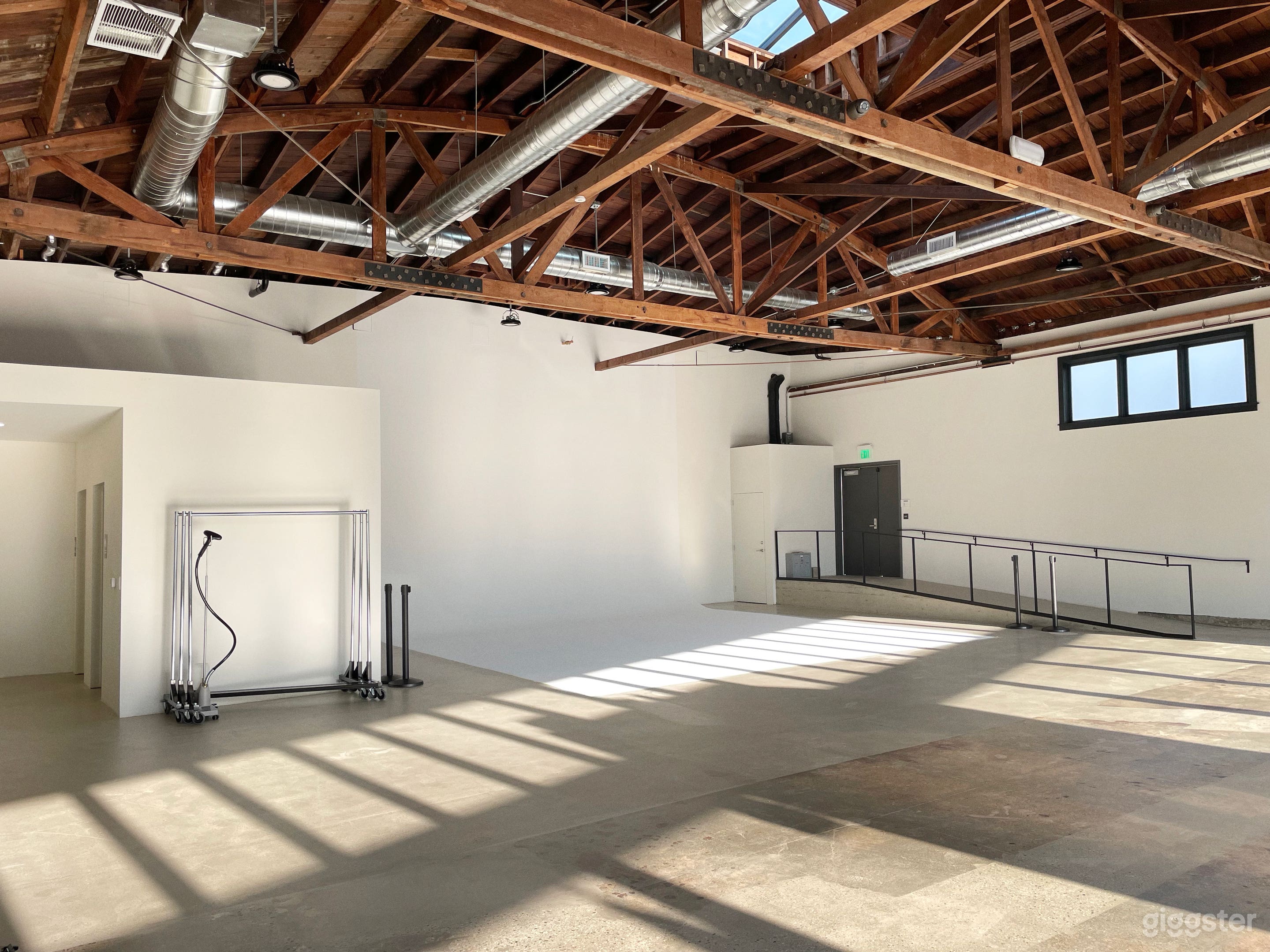 20' Ceilings with Skylight