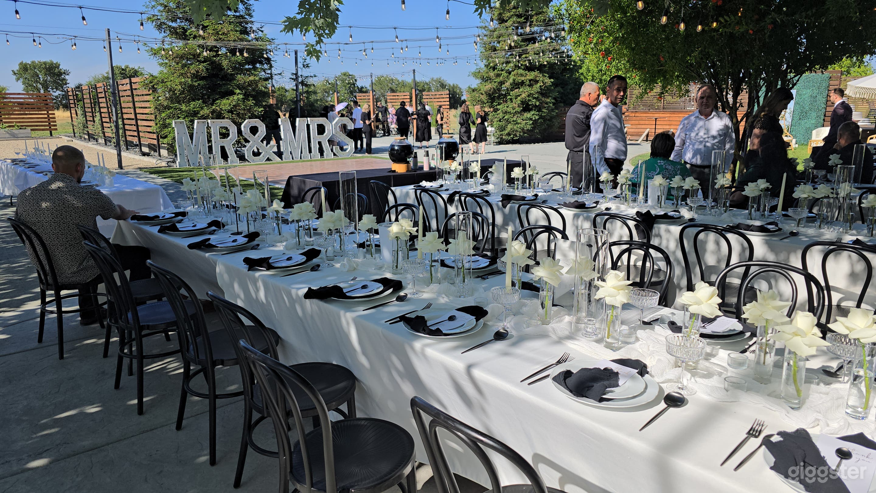 Elegant Estate Retreat in Sacramento Photo 4