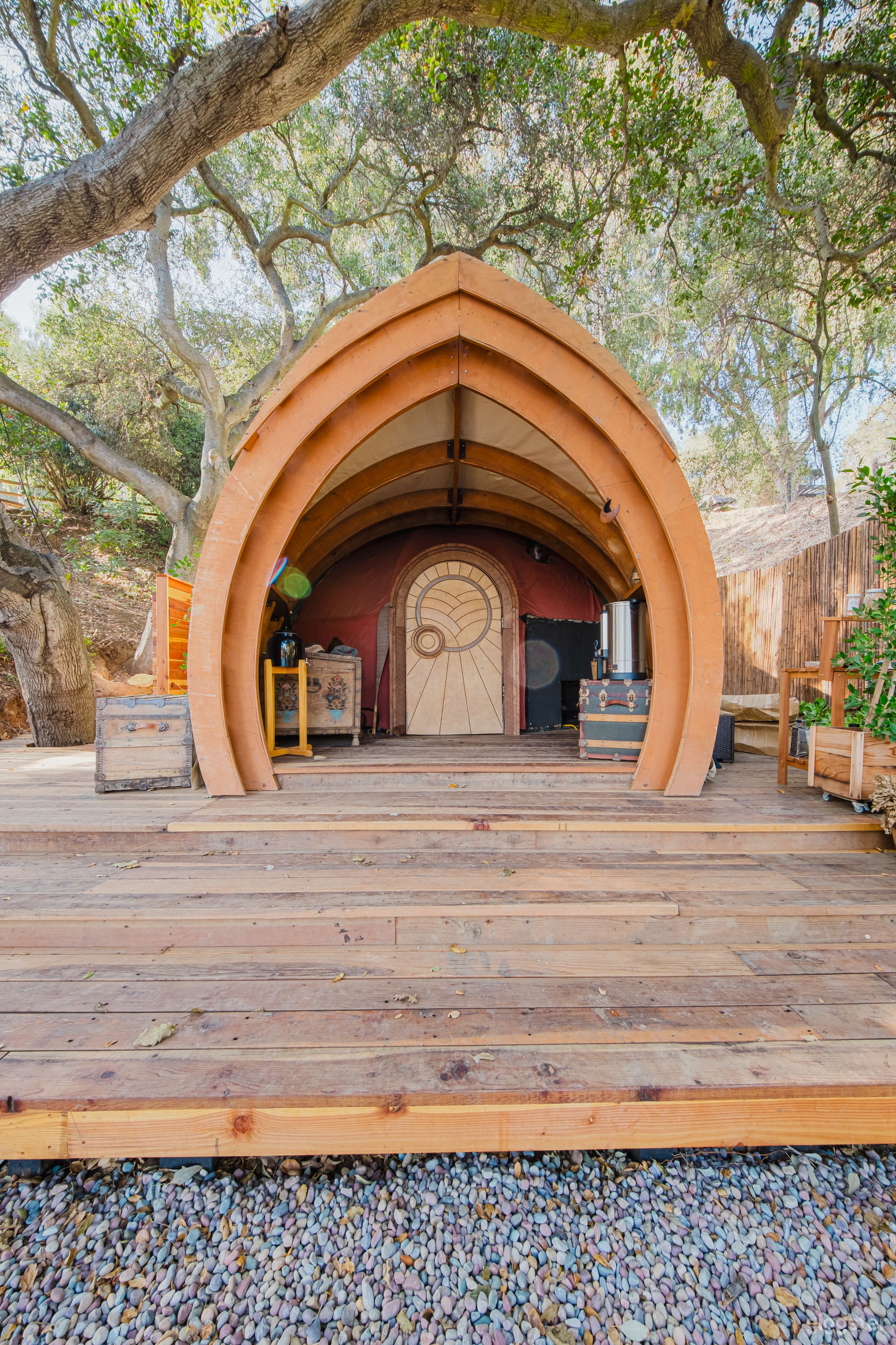 THE ENCHANTED BOHEMIAN BARN &amp; WOODLAND RETREAT Photo 4