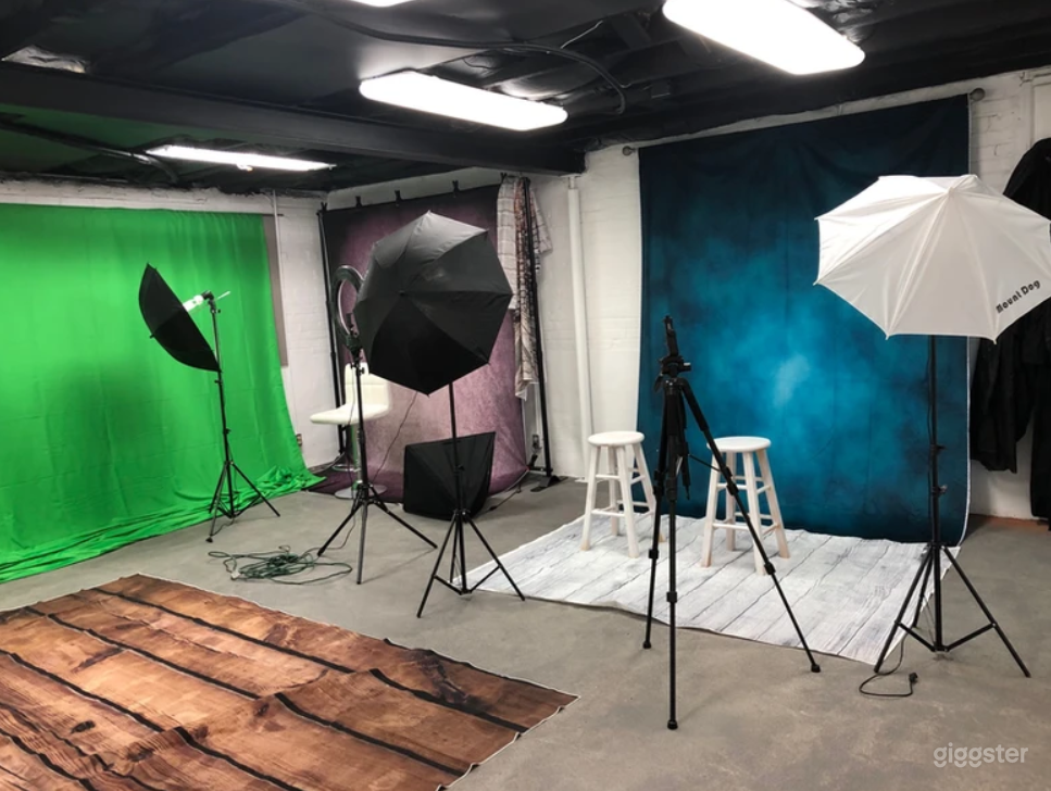Video Production &amp; Podcasting Studio Photo 4