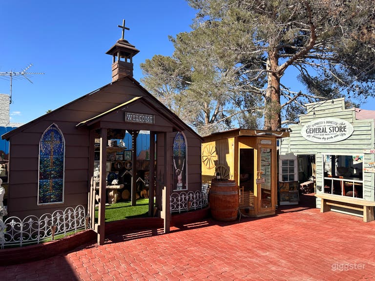  Wild West Pool Parties and Events 