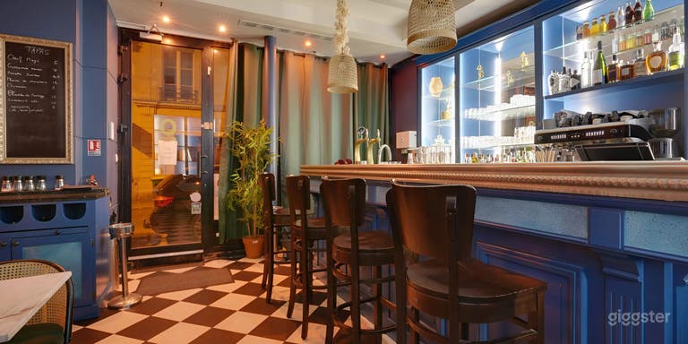  Rustikale Pariser Tapas-Bar & Veranstaltungsort - Hauptraum 