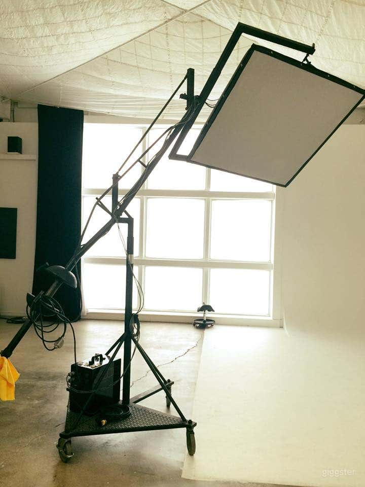 Most Popular Photography and Video Rental Studio Photo 2