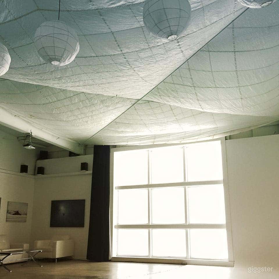 Most Popular Photography and Video Rental Studio Photo 3