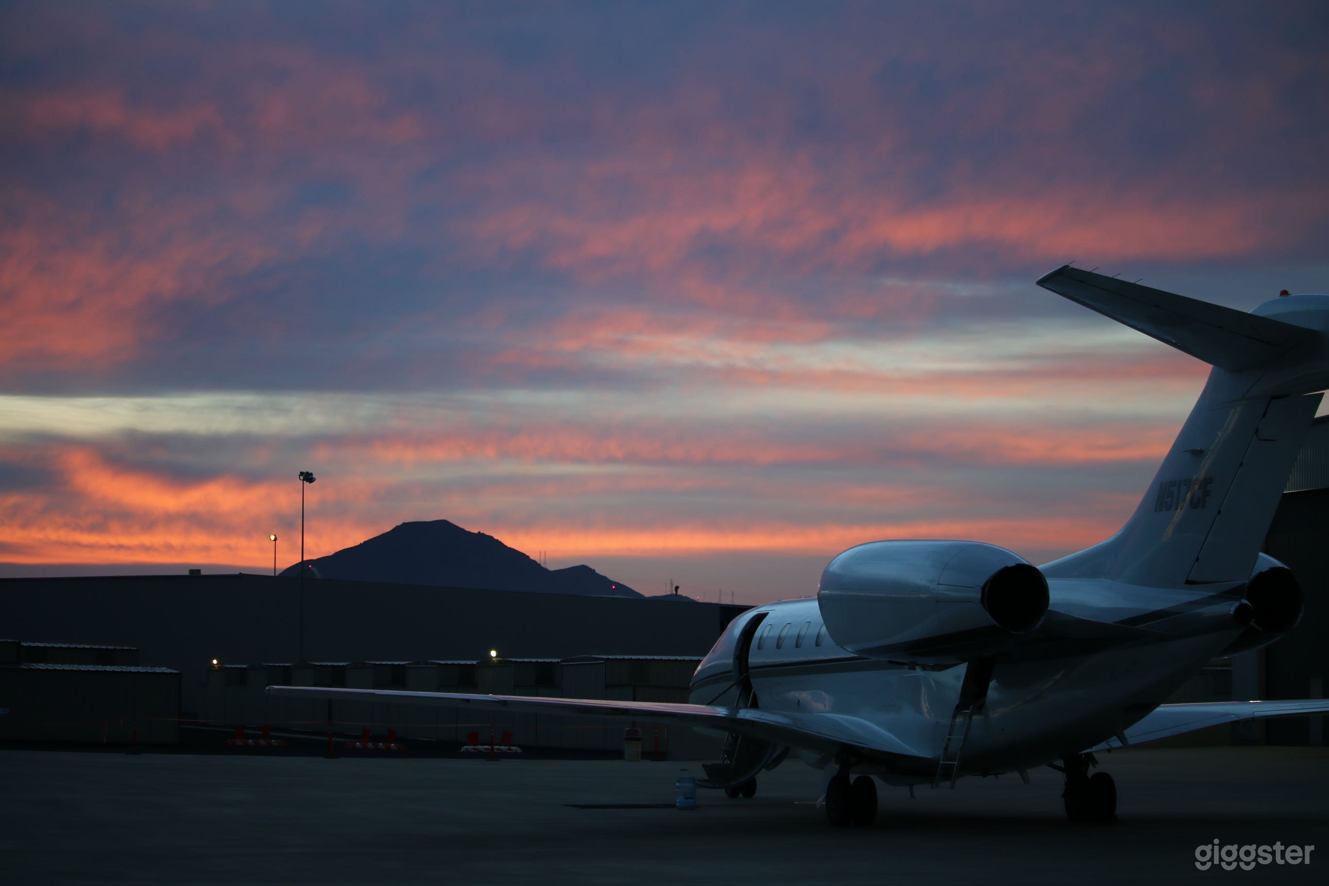 Stunning vistas &amp; environment: Air 7 is adjacent to the beautiful Susana Mountains, Camarillo Hills, Port Hueneme and Point Mugu scenic beaches.
