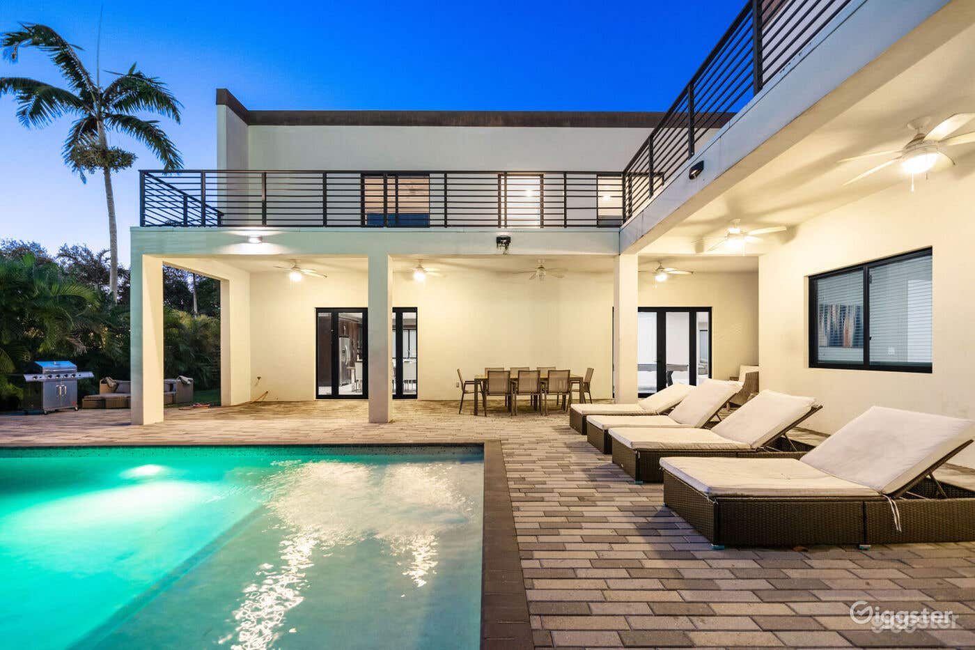  VILLA DIOR - LUXE WATERFRONT FILM HUB/POOL Photo 4