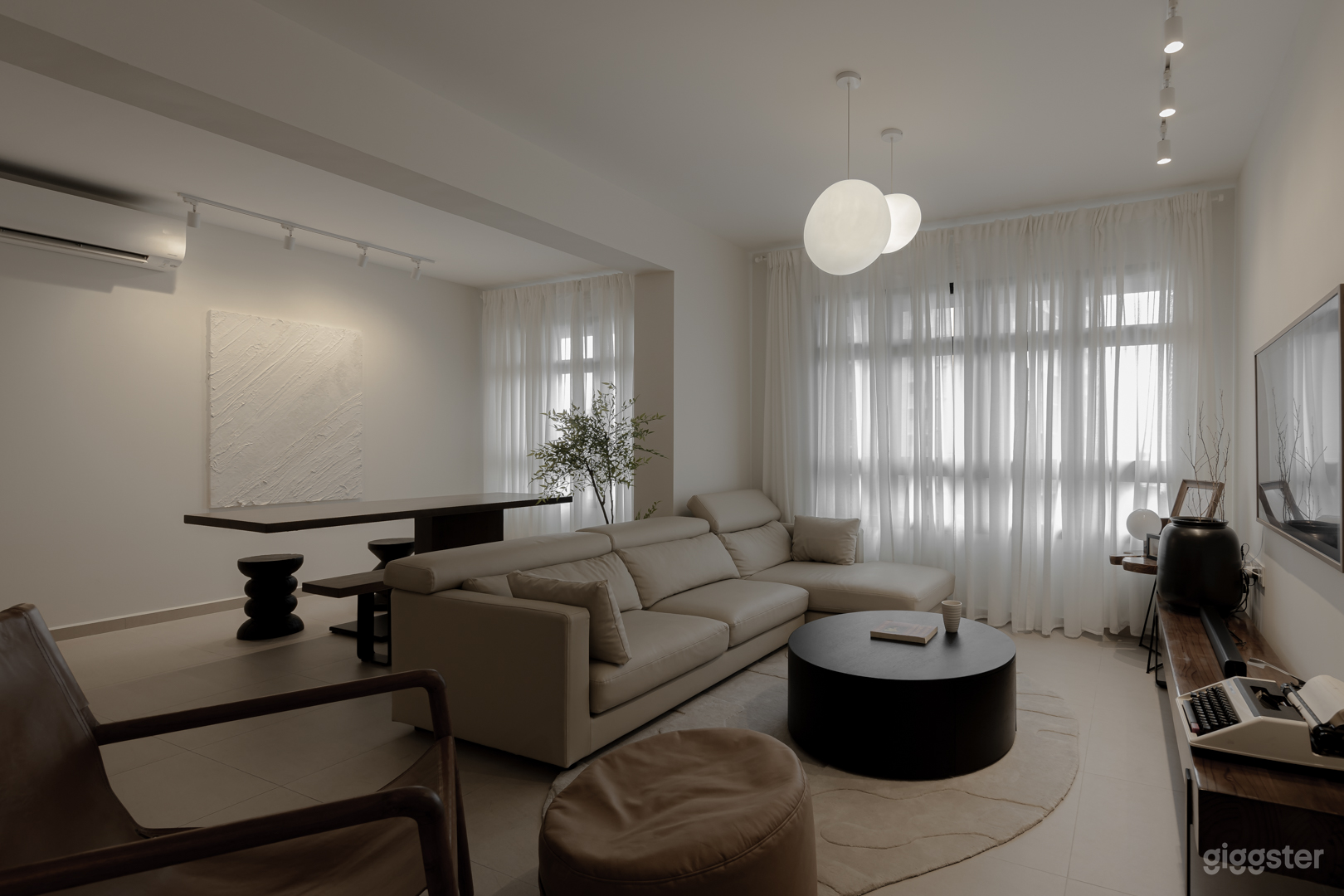 Calm Japandi Home Photo 1